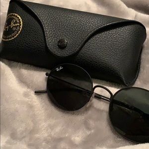 Ray Ban RB3594 Round Sunglasses, black